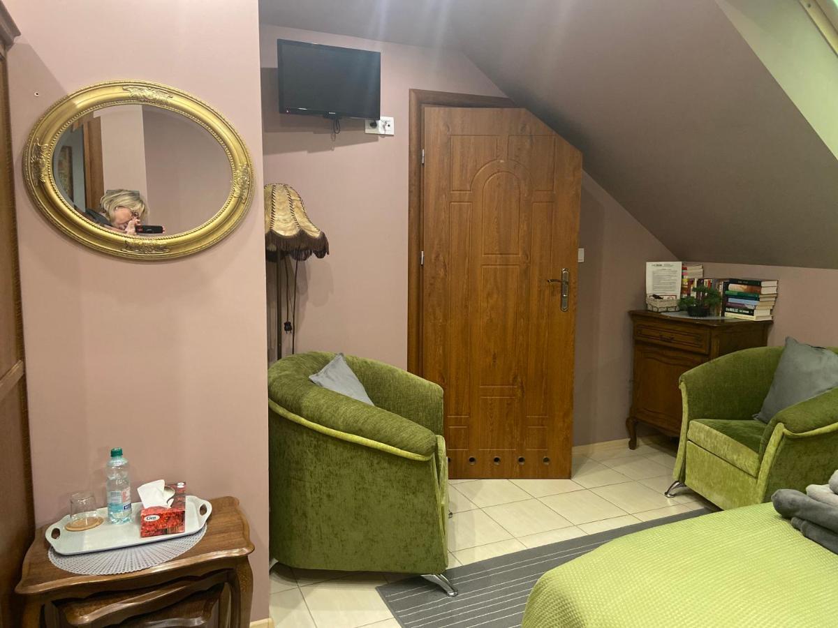 Medison Family Boutique B&B Kielce Eksteriør billede